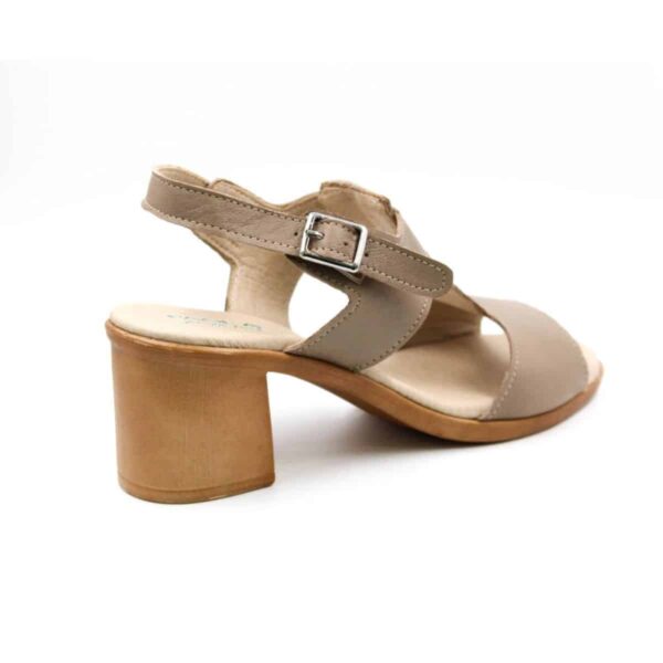 סנדלים לנשים רני אבן