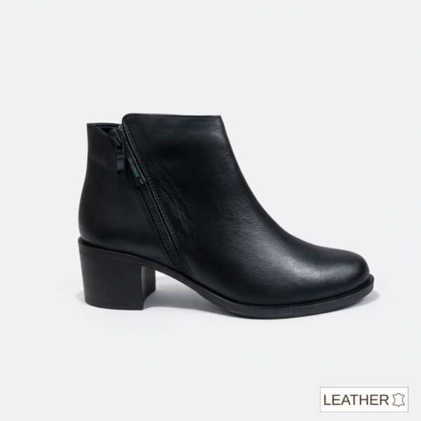 מגפיים לנשים/אדל/שחור/פאולה PAOLA